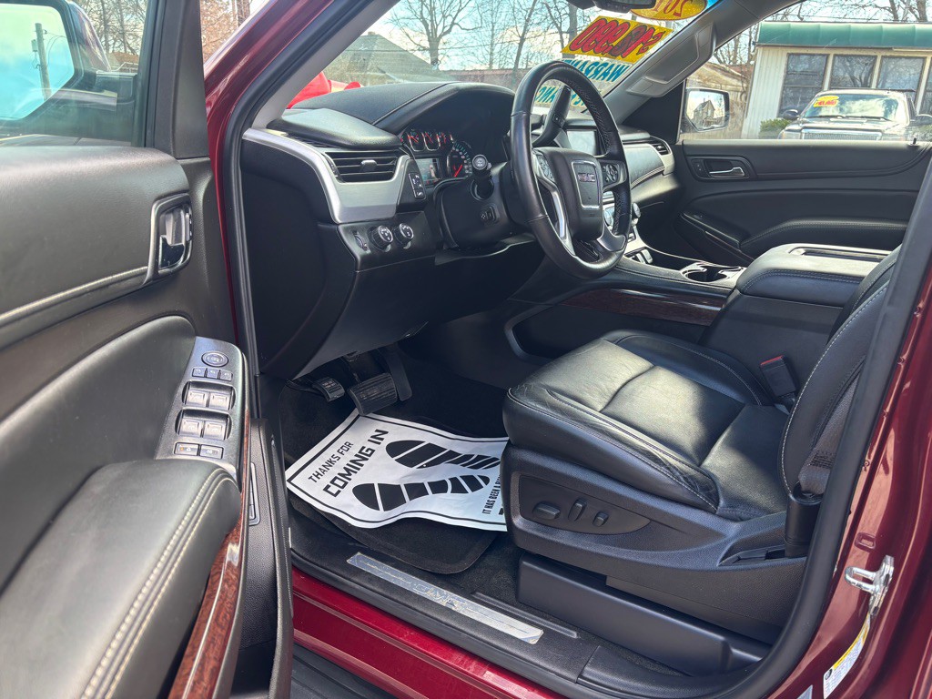 2017 GMC Yukon Image 8