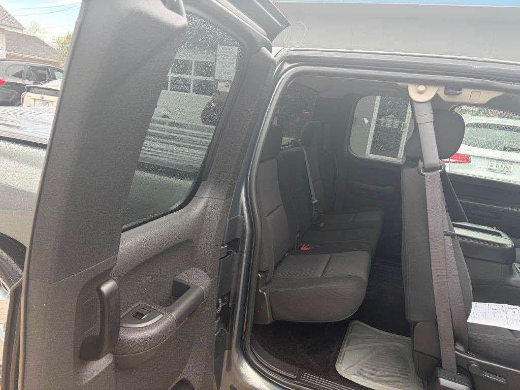2011 Chevrolet Silverado 1500 Image 10