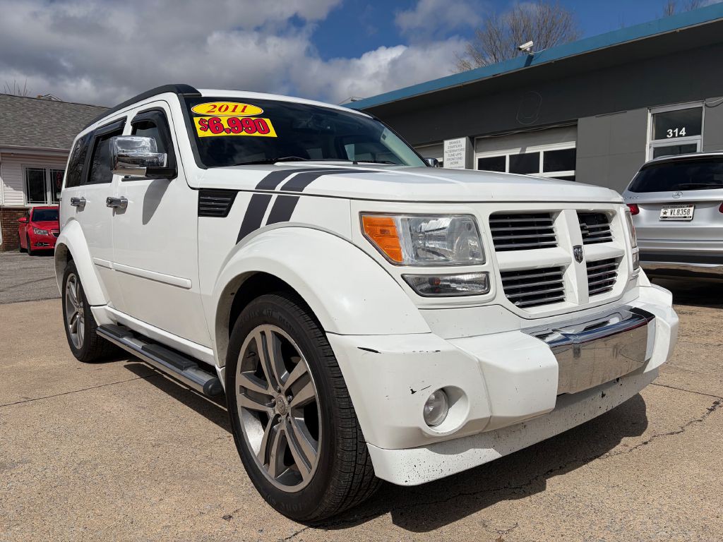 2011 Dodge Nitro Image 3