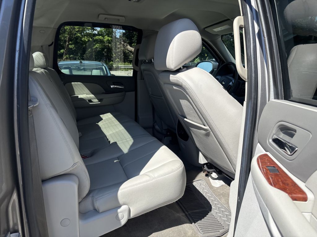 2013 Chevrolet Silverado 1500 Image 12