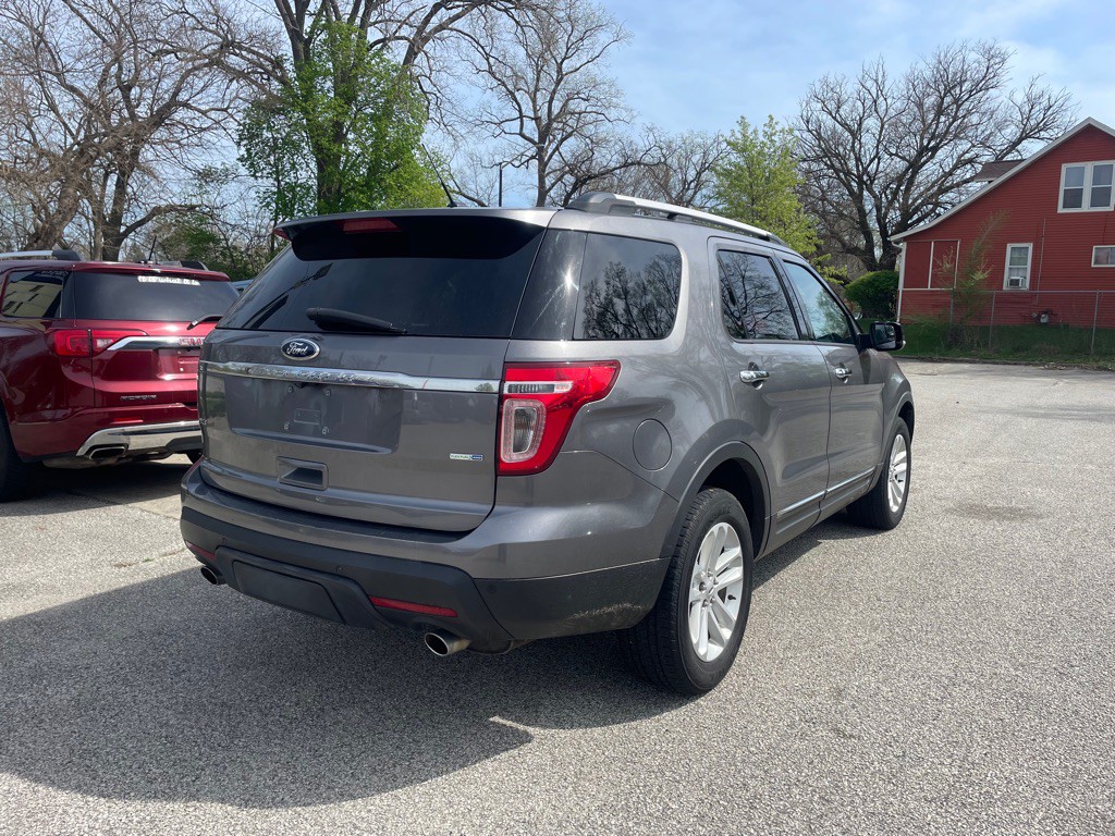 2013 Ford Explorer Image 5