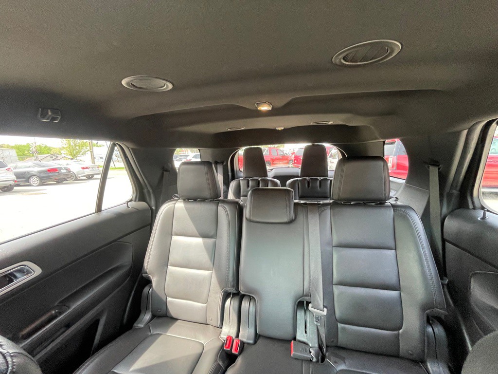 2013 Ford Explorer Image 10