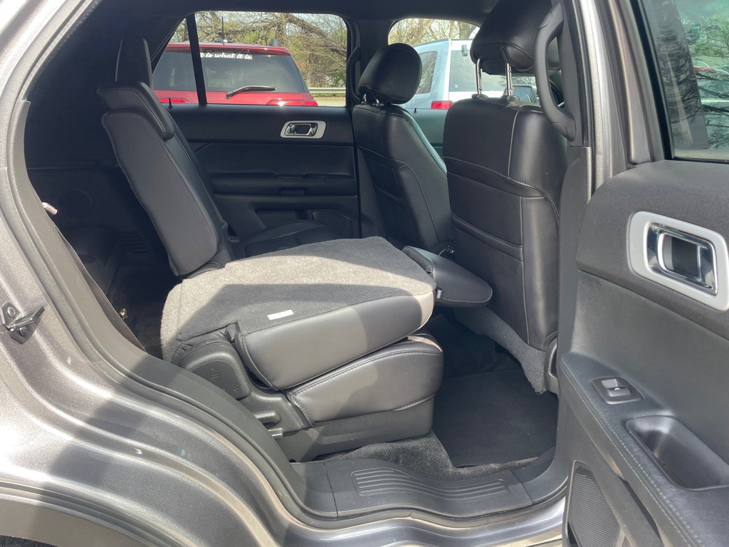 2013 Ford Explorer Image 15