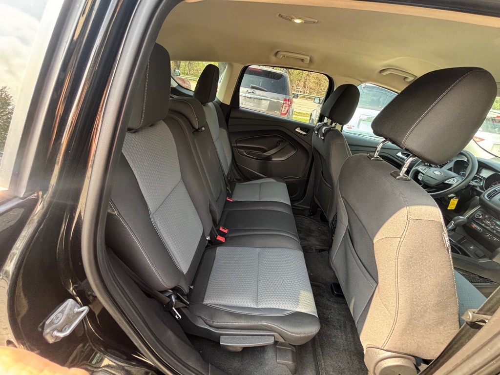 2017 Ford Escape Image 16