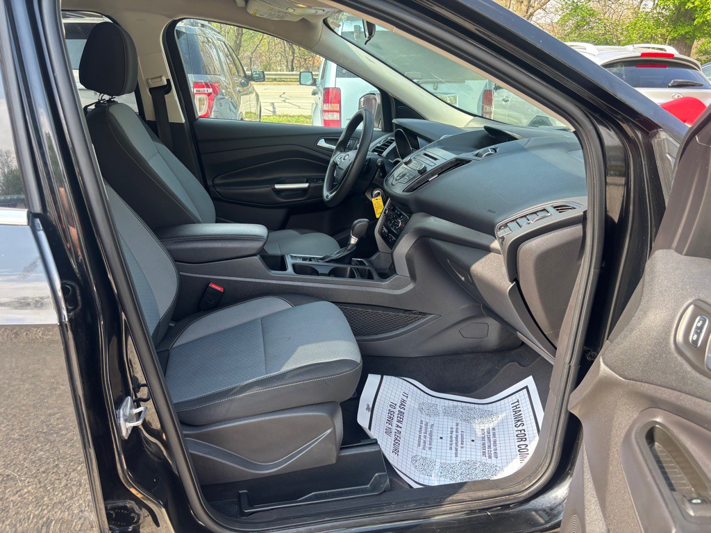 2017 Ford Escape Image 17
