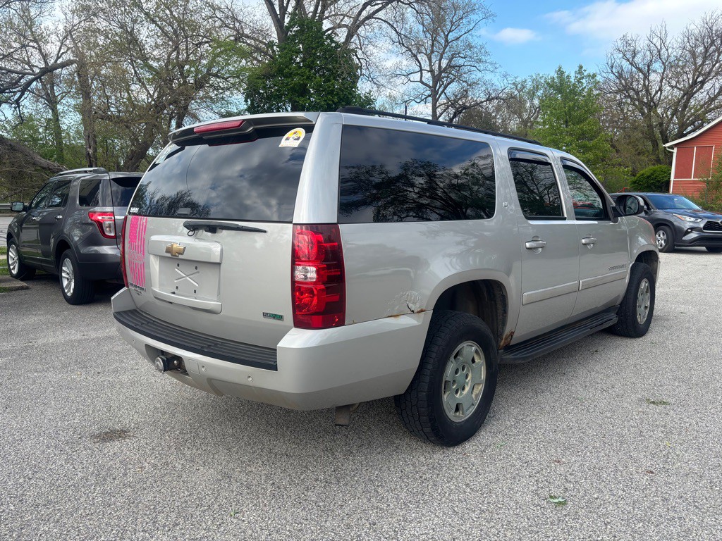 2007 Chevrolet Suburban Image 5