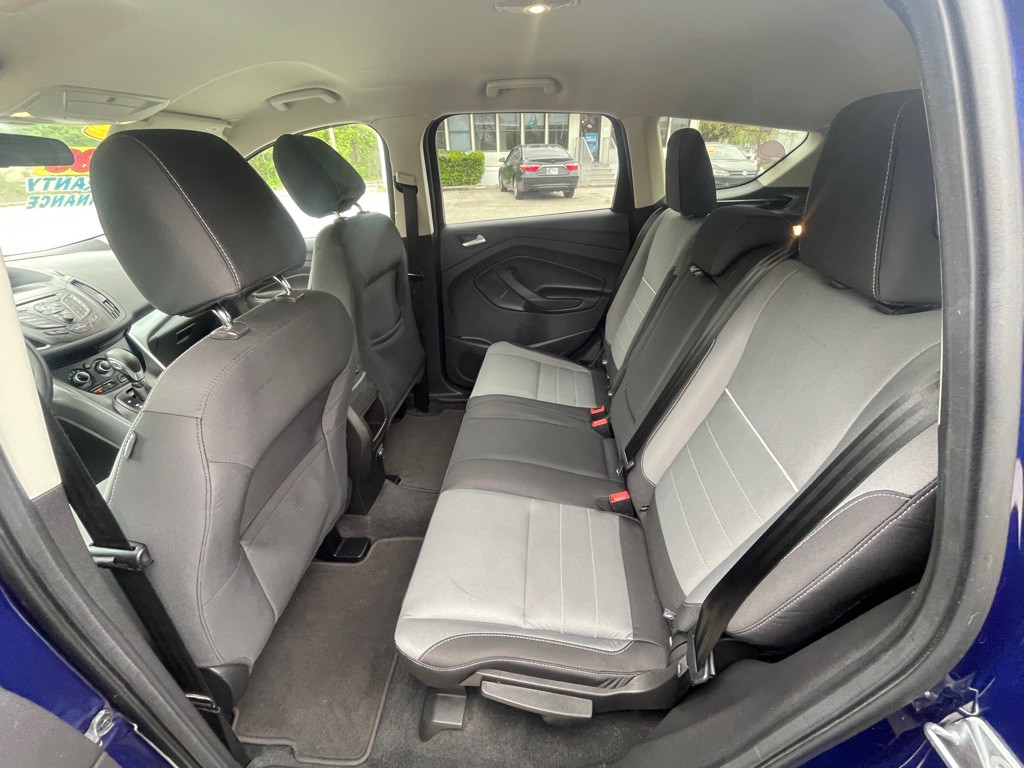 2015 Ford Escape Image 12