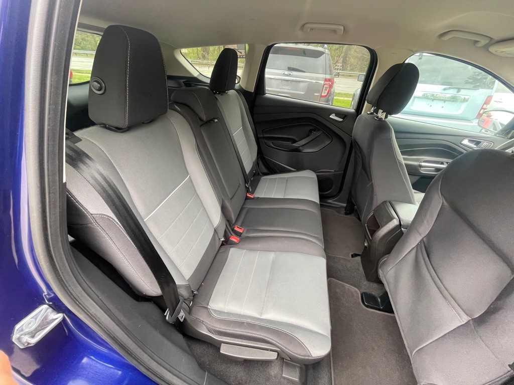 2015 Ford Escape Image 16