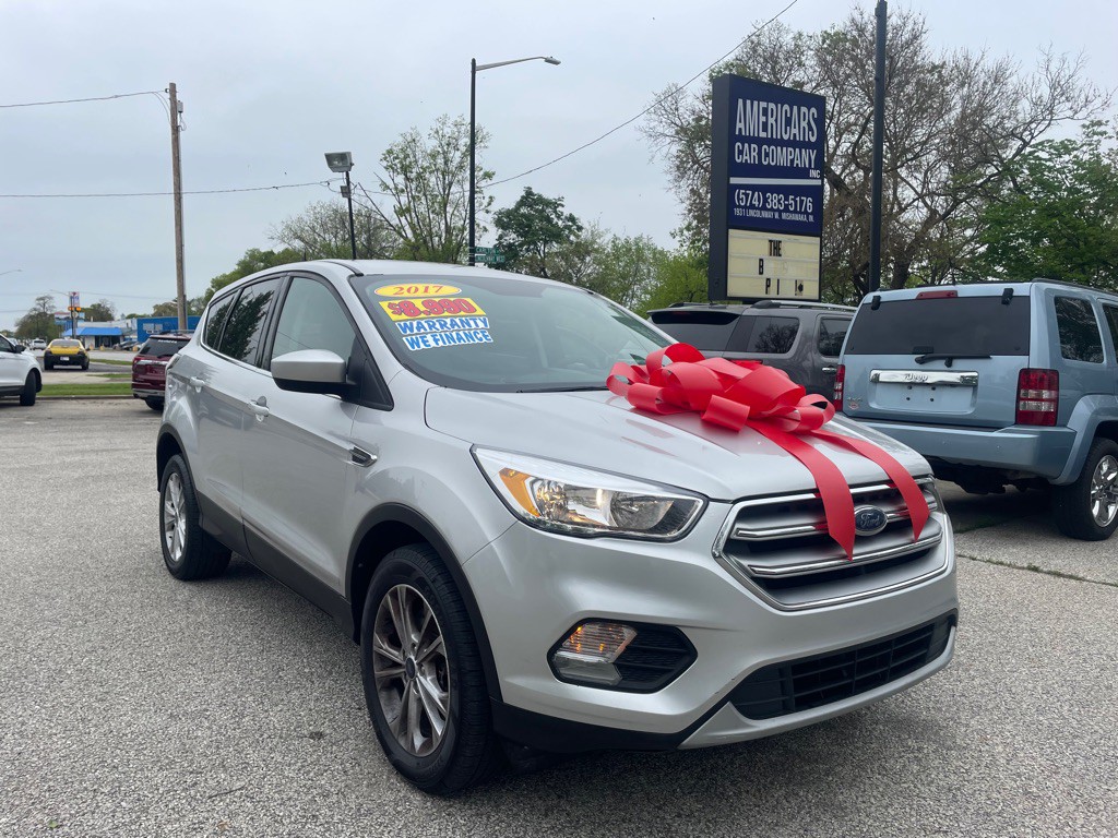 2017 Ford Escape Image 1