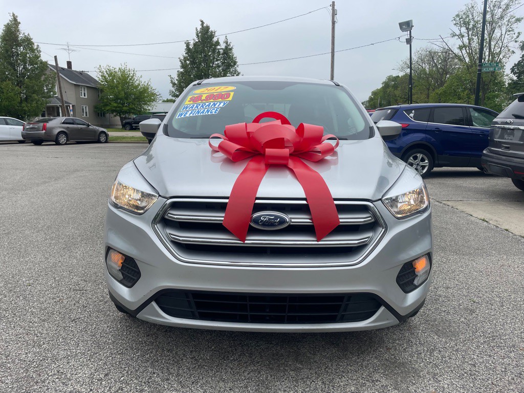2017 Ford Escape Image 2