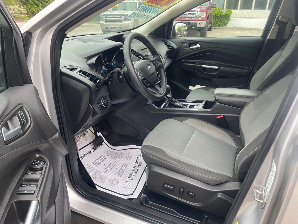 2017 Ford Escape Image 8