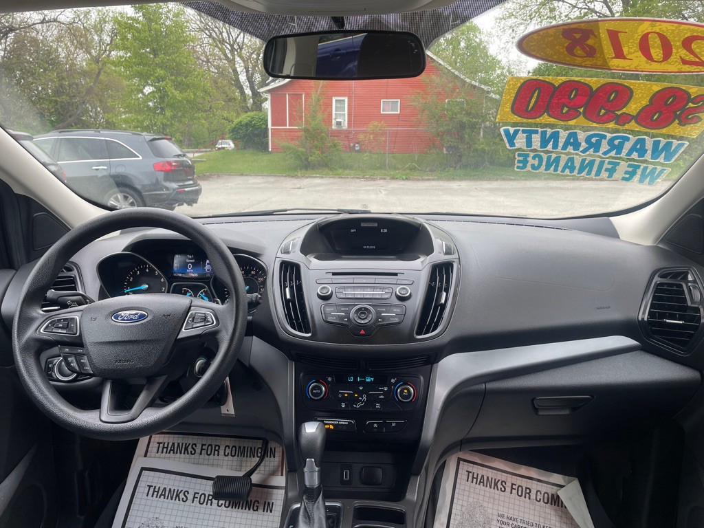 2017 Ford Escape Image 9
