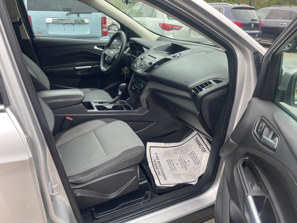 2017 Ford Escape Image 16