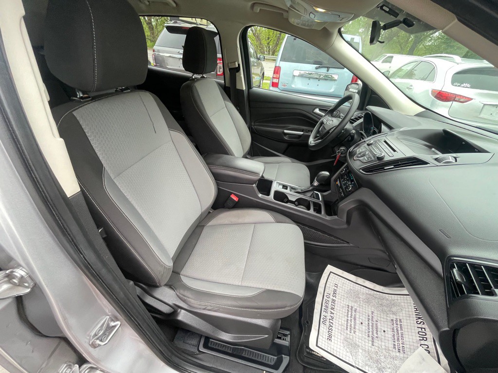 2017 Ford Escape Image 17