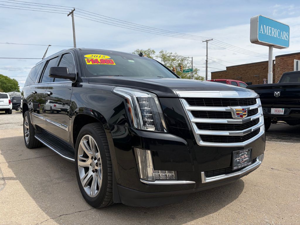 2015 Cadillac Escalade Image 3