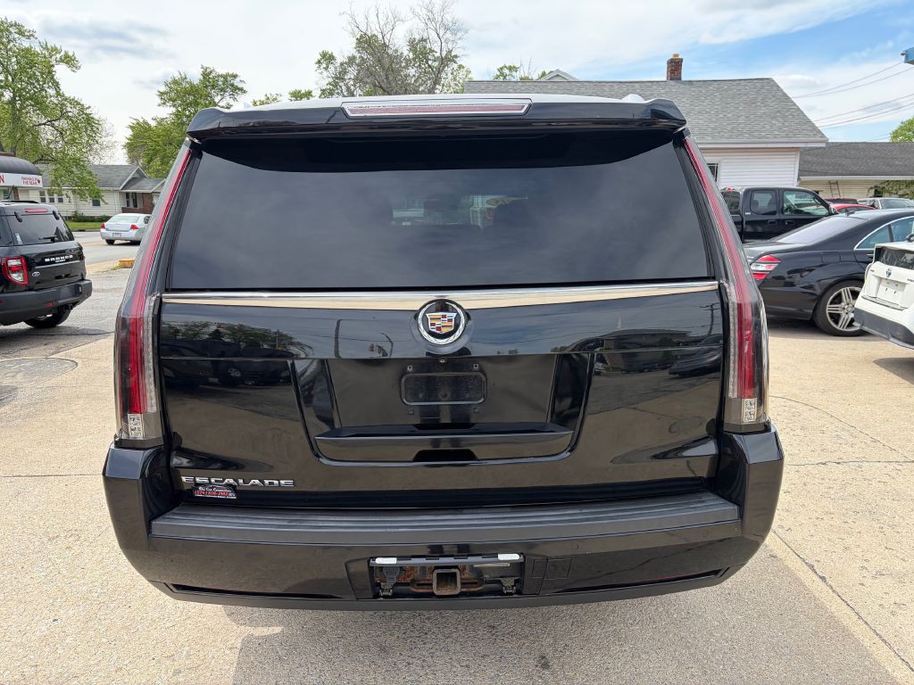 2015 Cadillac Escalade Image 6