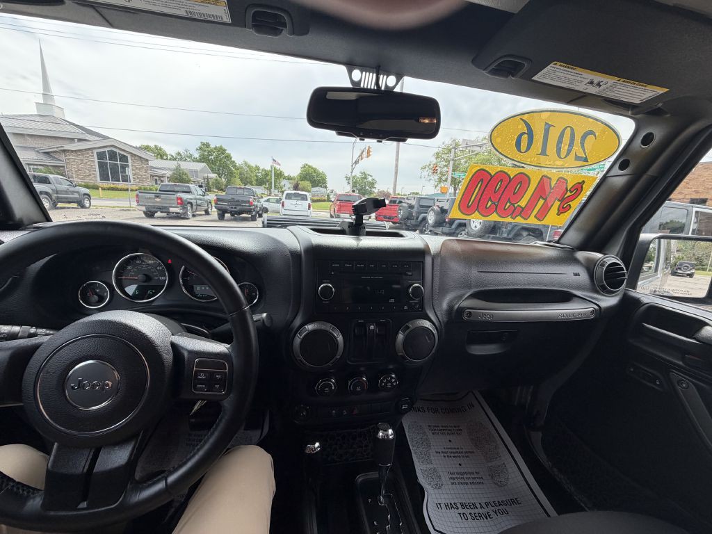 2016 Jeep Wrangler Image 14