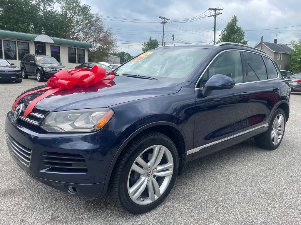 2012 Volkswagen Touareg Image 3