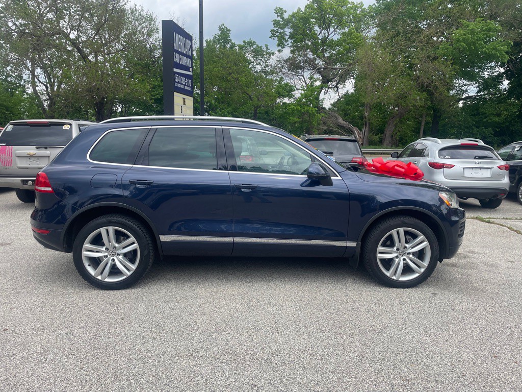 2012 Volkswagen Touareg Image 4