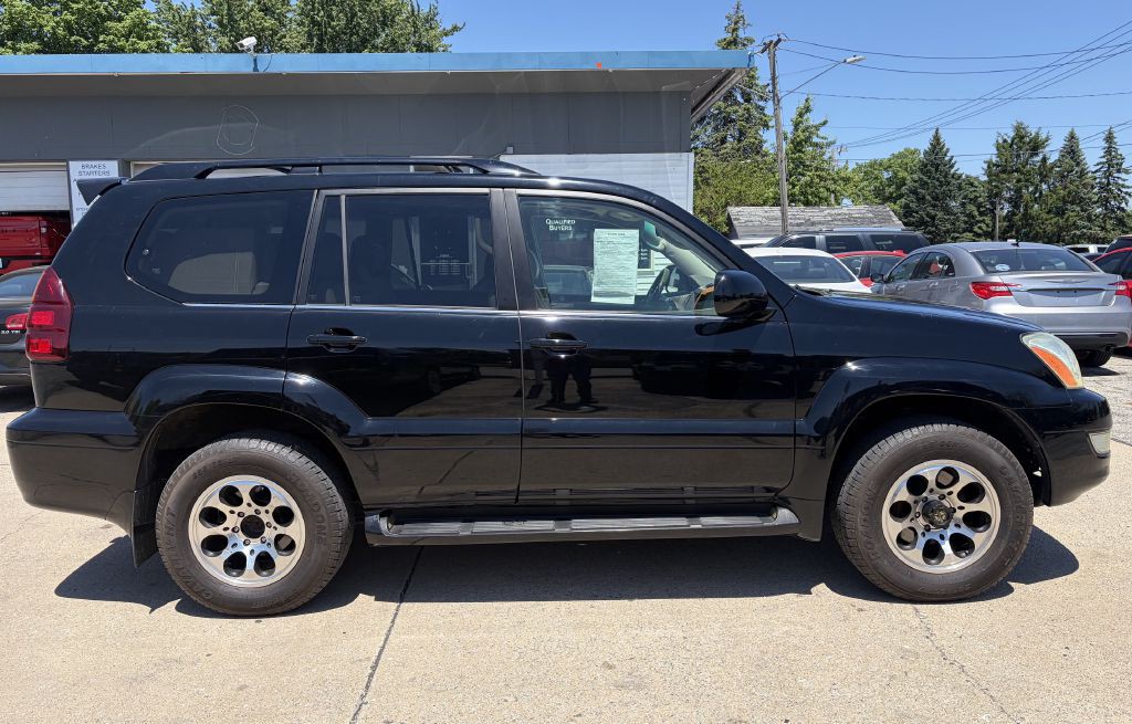 2004 Lexus GX Image 4