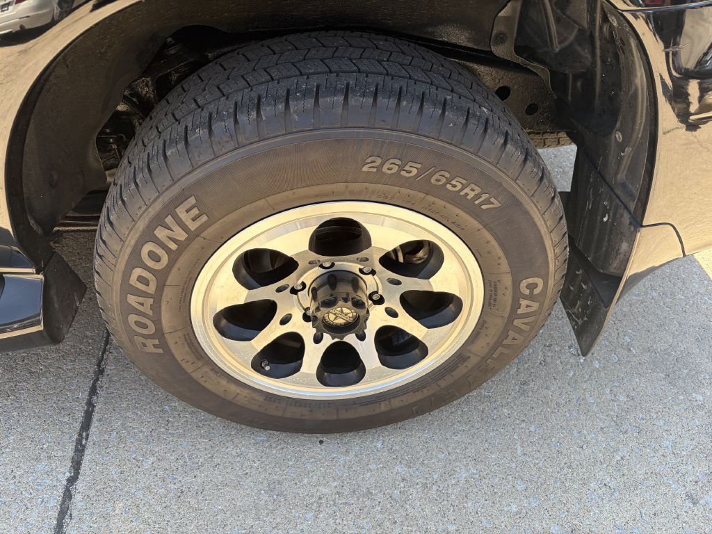 2004 Lexus GX Image 20