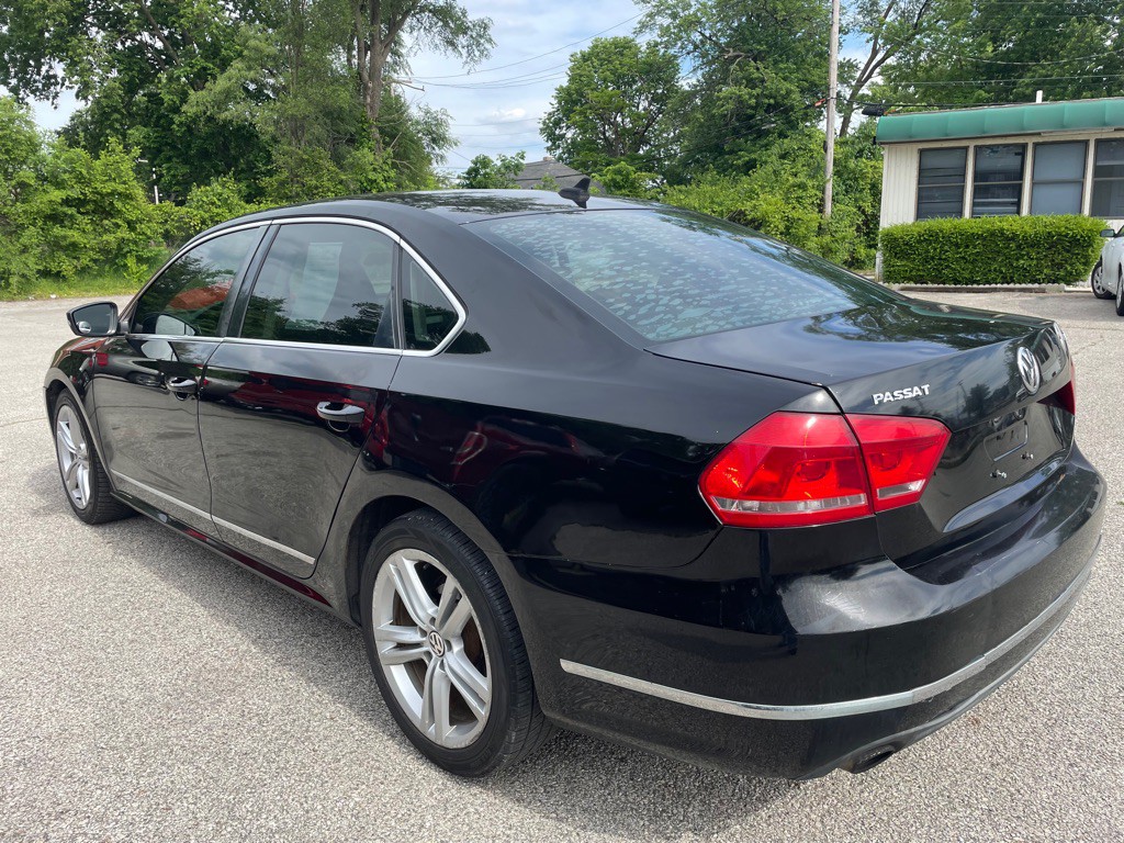 2015 Volkswagen Passat Image 7
