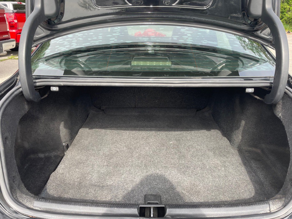 2015 Volkswagen Passat Image 14
