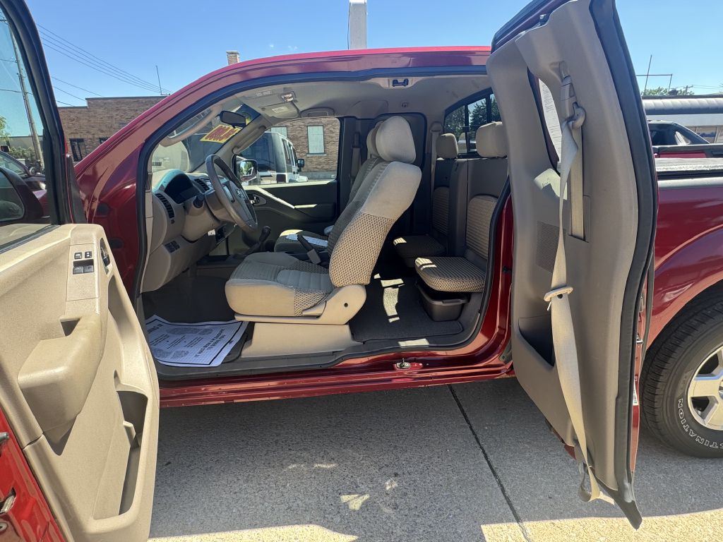 2008 Nissan Frontier Image 10