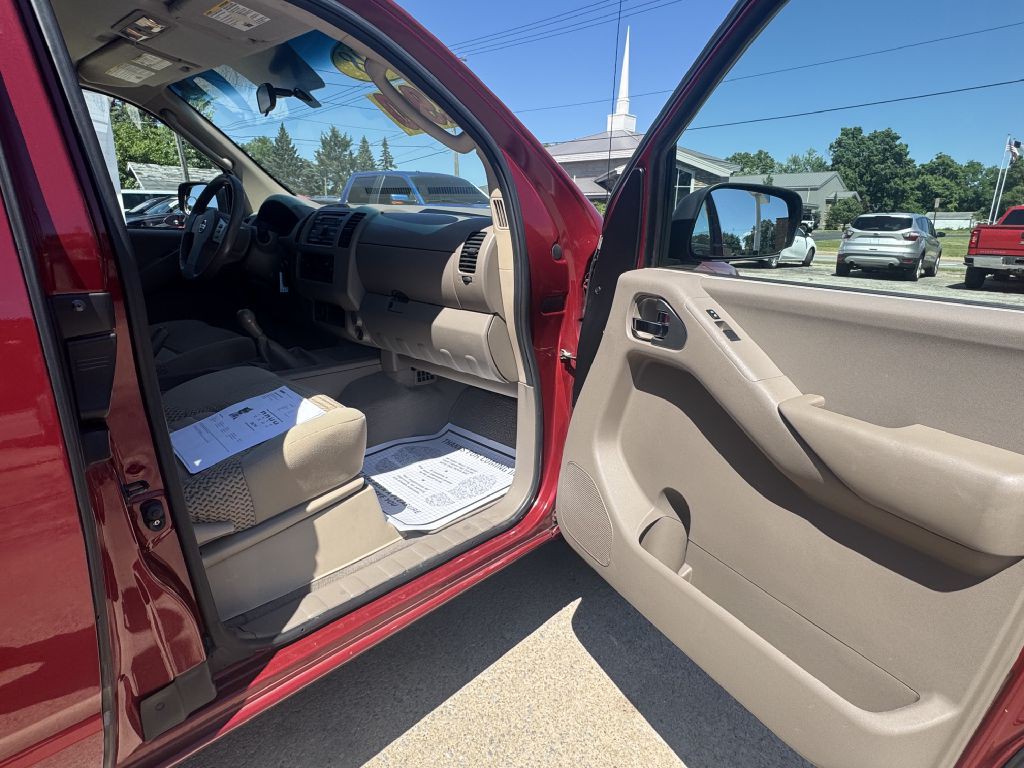 2008 Nissan Frontier Image 11