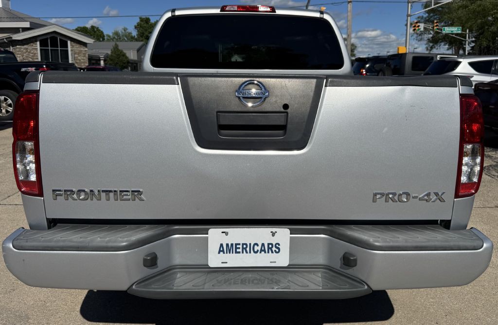2010 Nissan Frontier Image 6