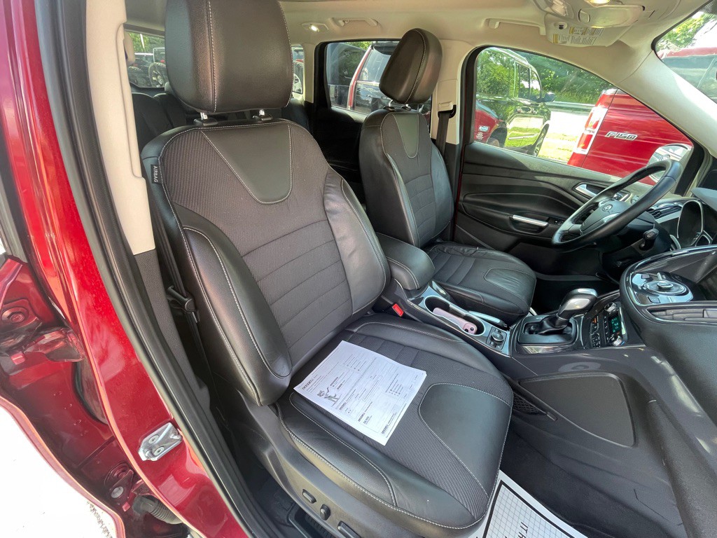 2015 Ford Escape Image 17