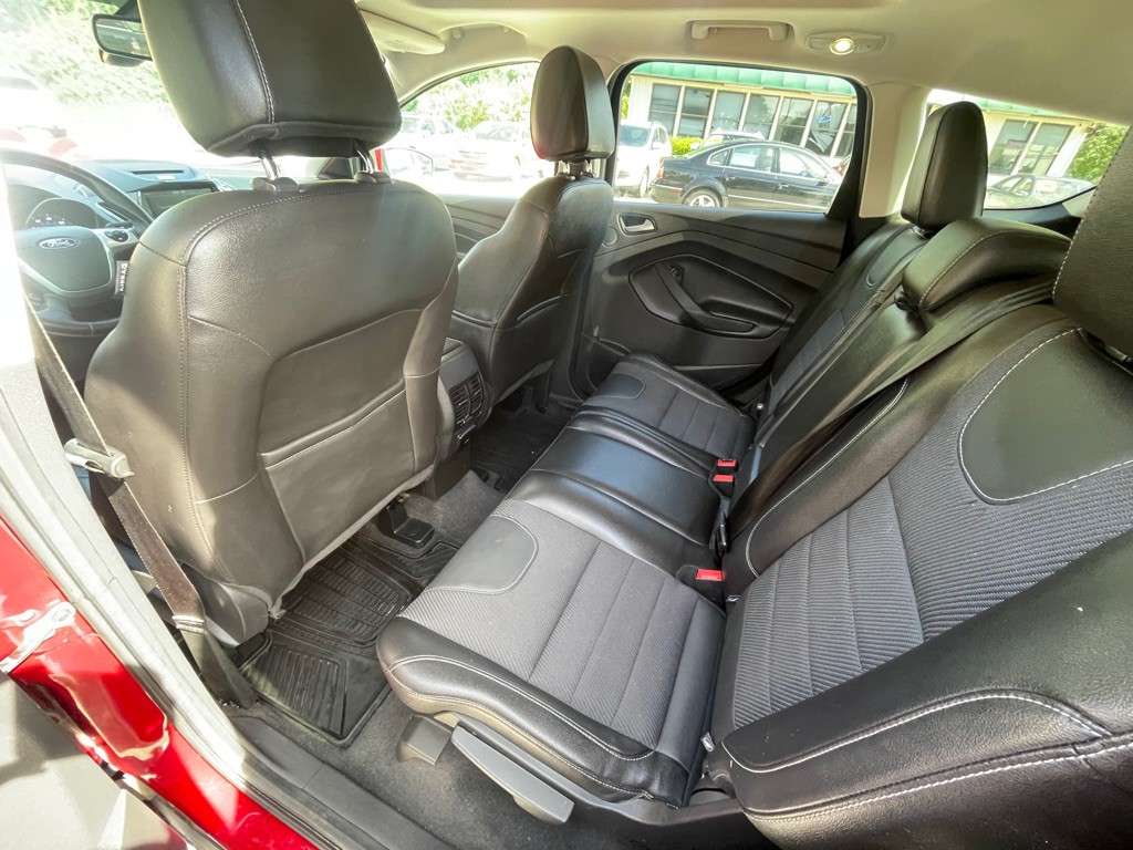 2015 Ford Escape Image 32
