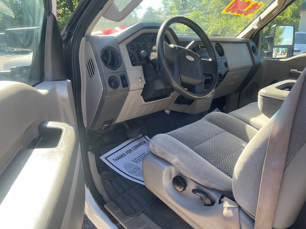 2008 Ford F-350 Image 8