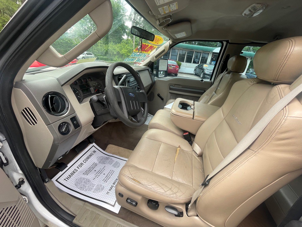 2009 Ford F-350 Image 9