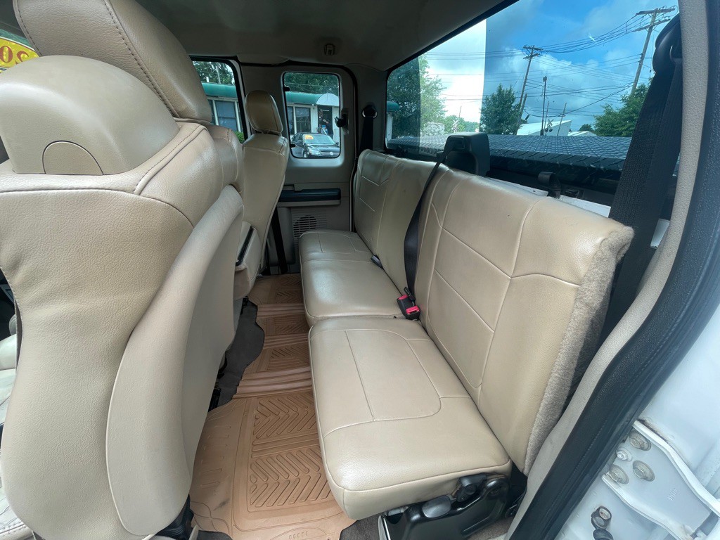 2009 Ford F-350 Image 12