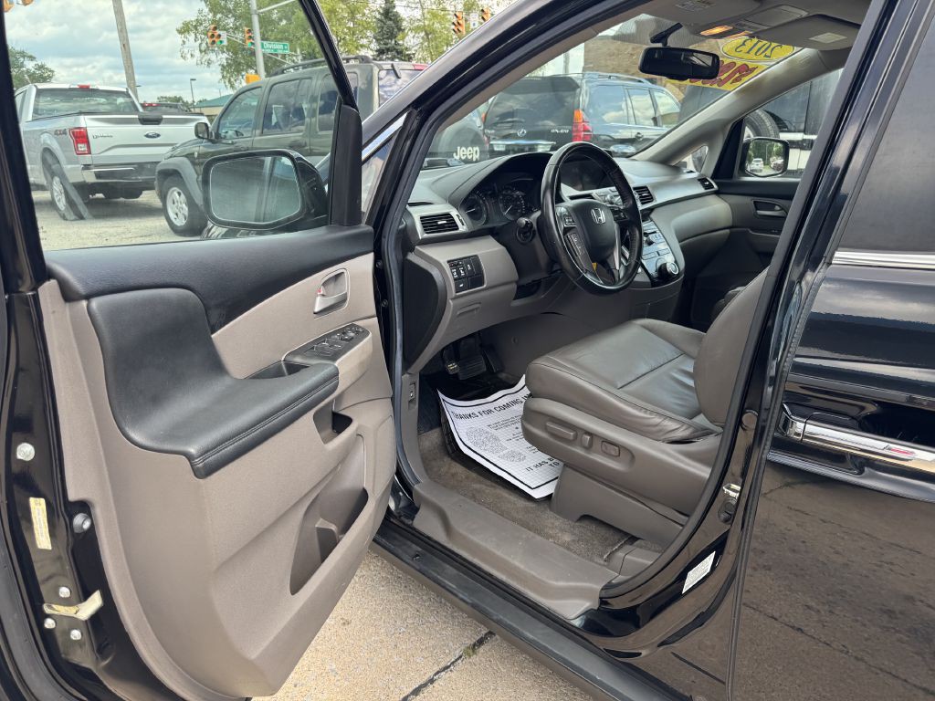 2013 Honda Odyssey Image 9
