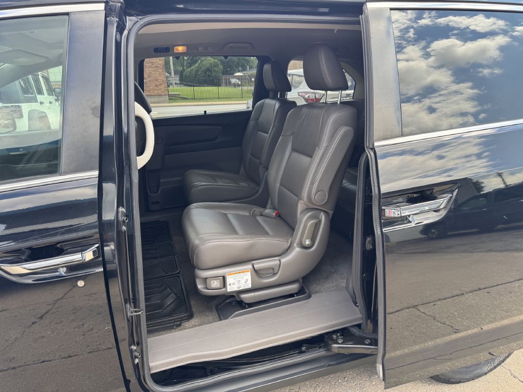 2013 Honda Odyssey Image 10