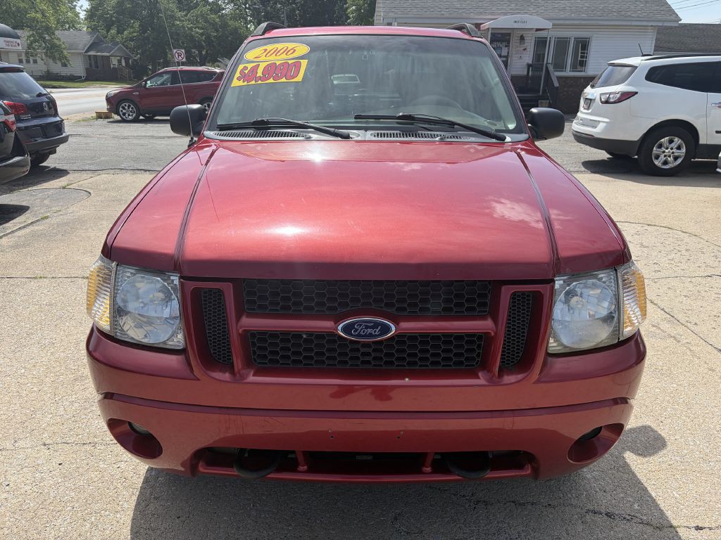 2005 Ford Explorer Image 2