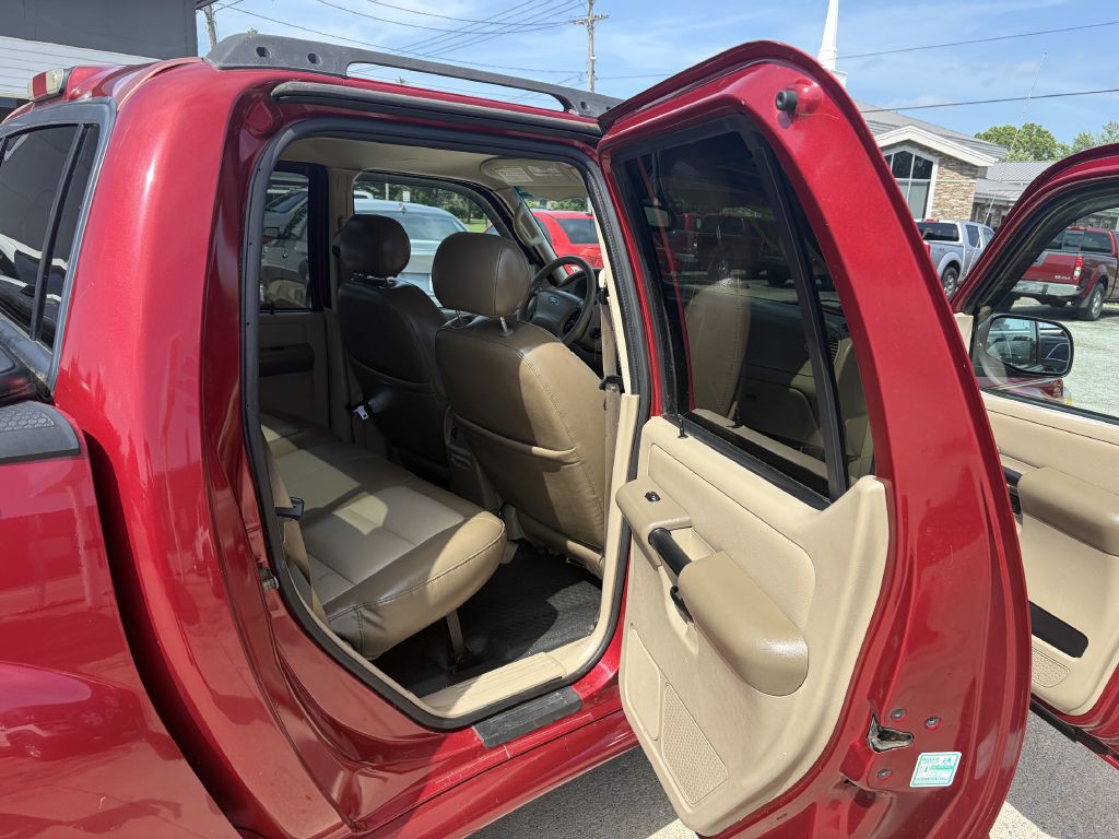 2005 Ford Explorer Image 11