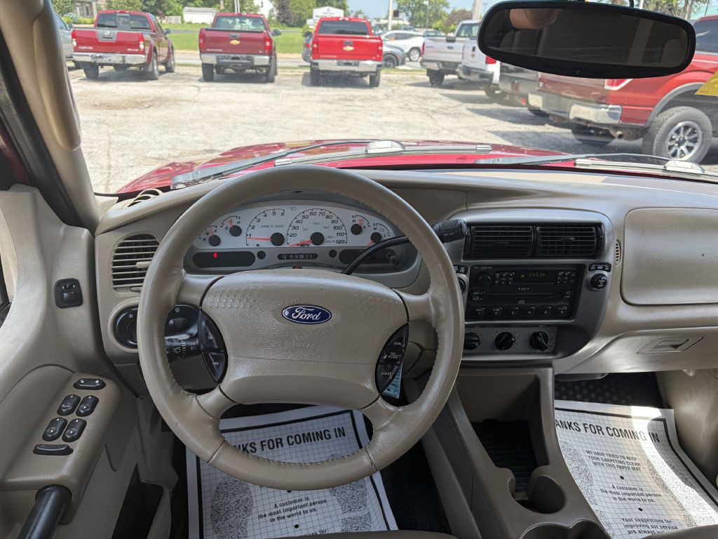2005 Ford Explorer Image 17