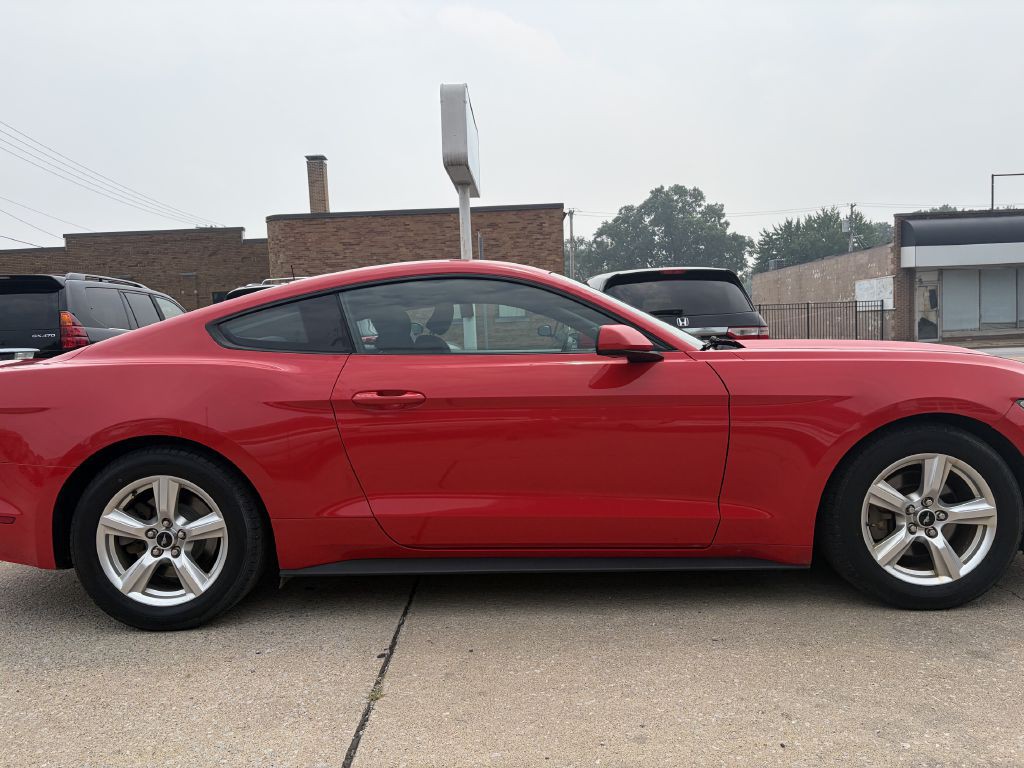 2015 Ford Mustang Image 4
