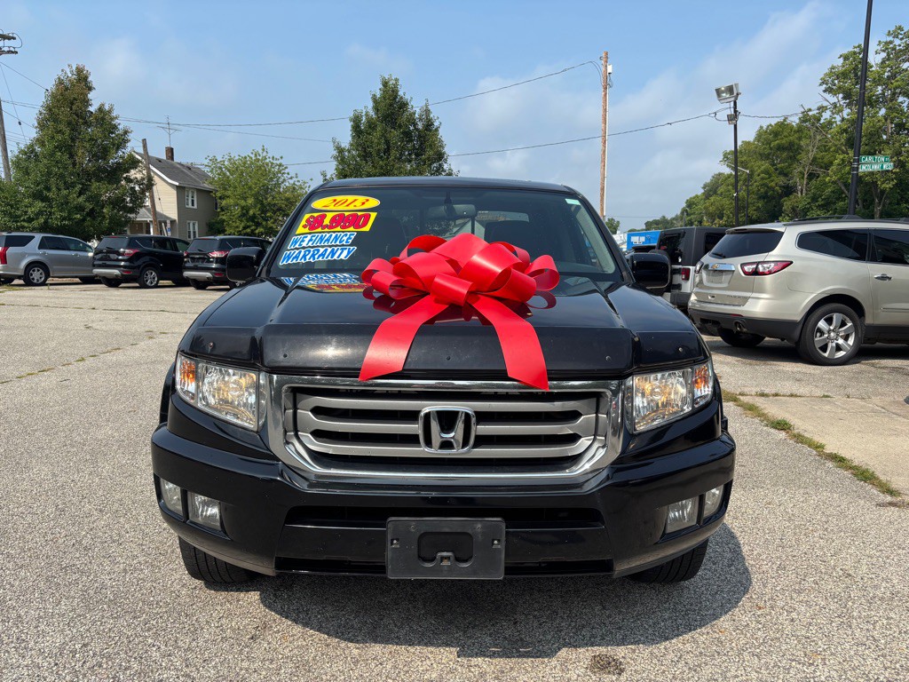 2013 Honda Ridgeline Image 2