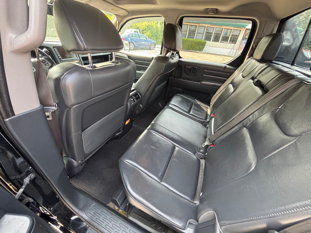 2013 Honda Ridgeline Image 12