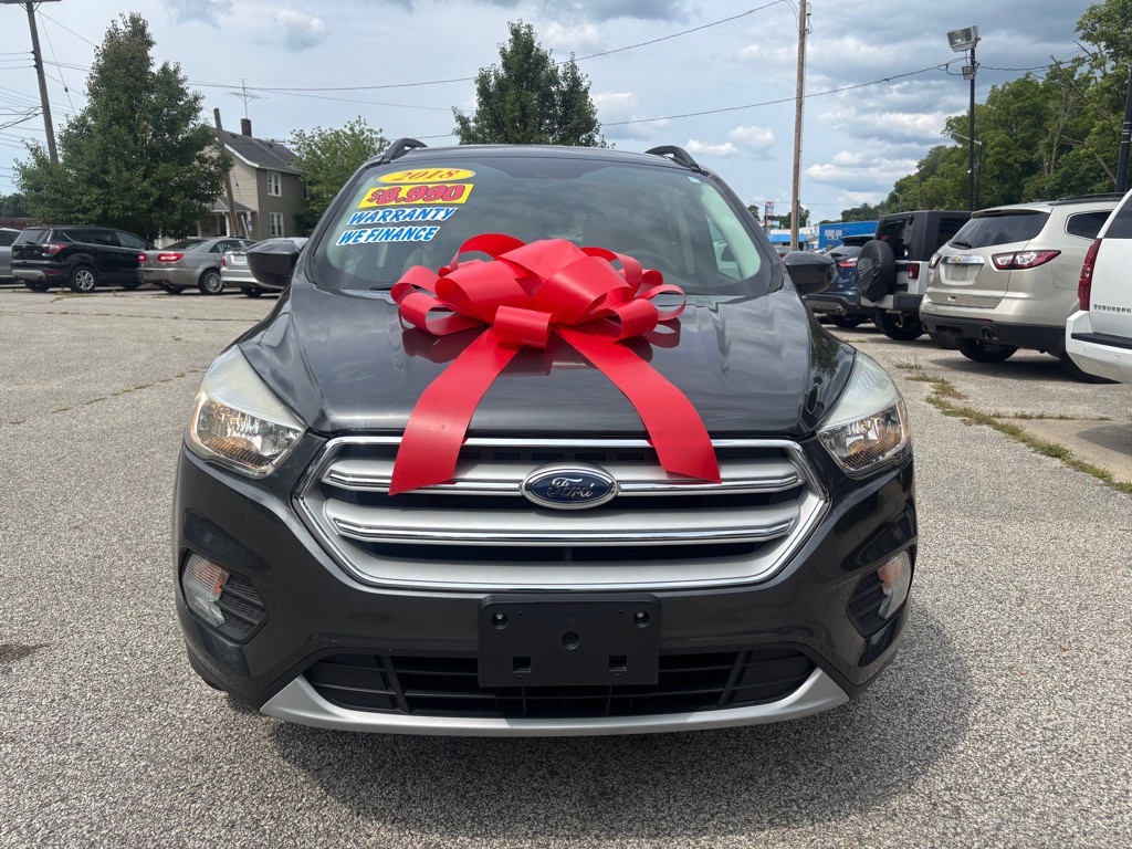 2018 Ford Escape Image 2