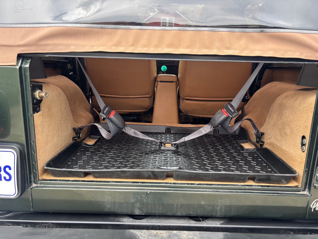 1997 Jeep Wrangler Image 10