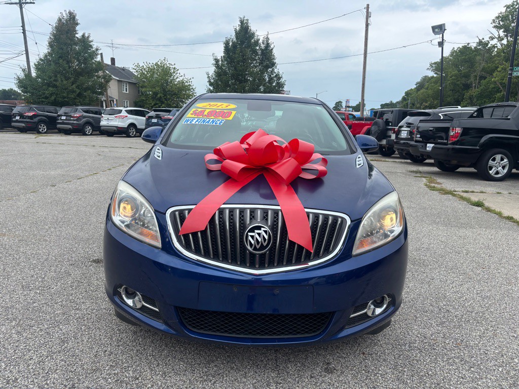 2013 Buick Verano Image 2