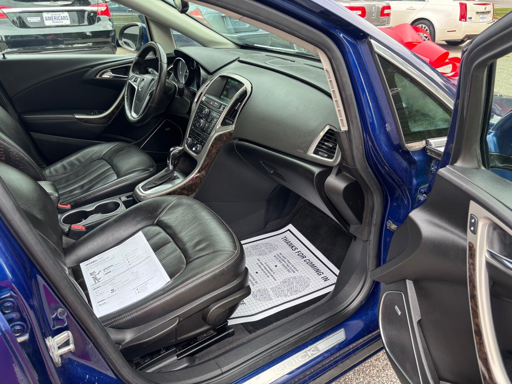 2013 Buick Verano Image 16