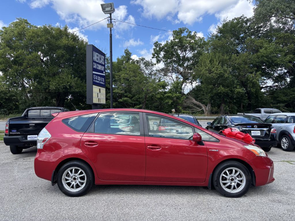 2012 Toyota Prius Image 4