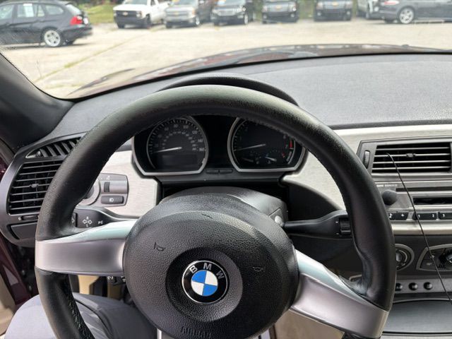 2003 BMW Z4 Image 13