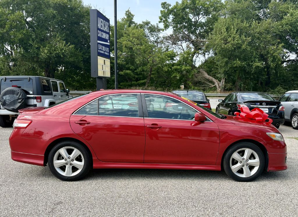 2010 Toyota Camry Image 4